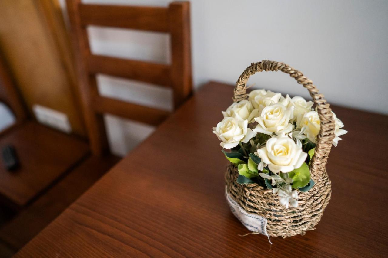 Mamutfenyo Panzio Bed & Breakfast ตาตา ภายนอก รูปภาพ